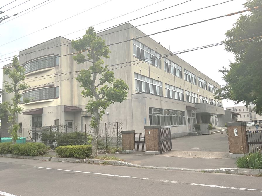 中島小学校