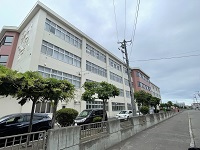 稲積中学校