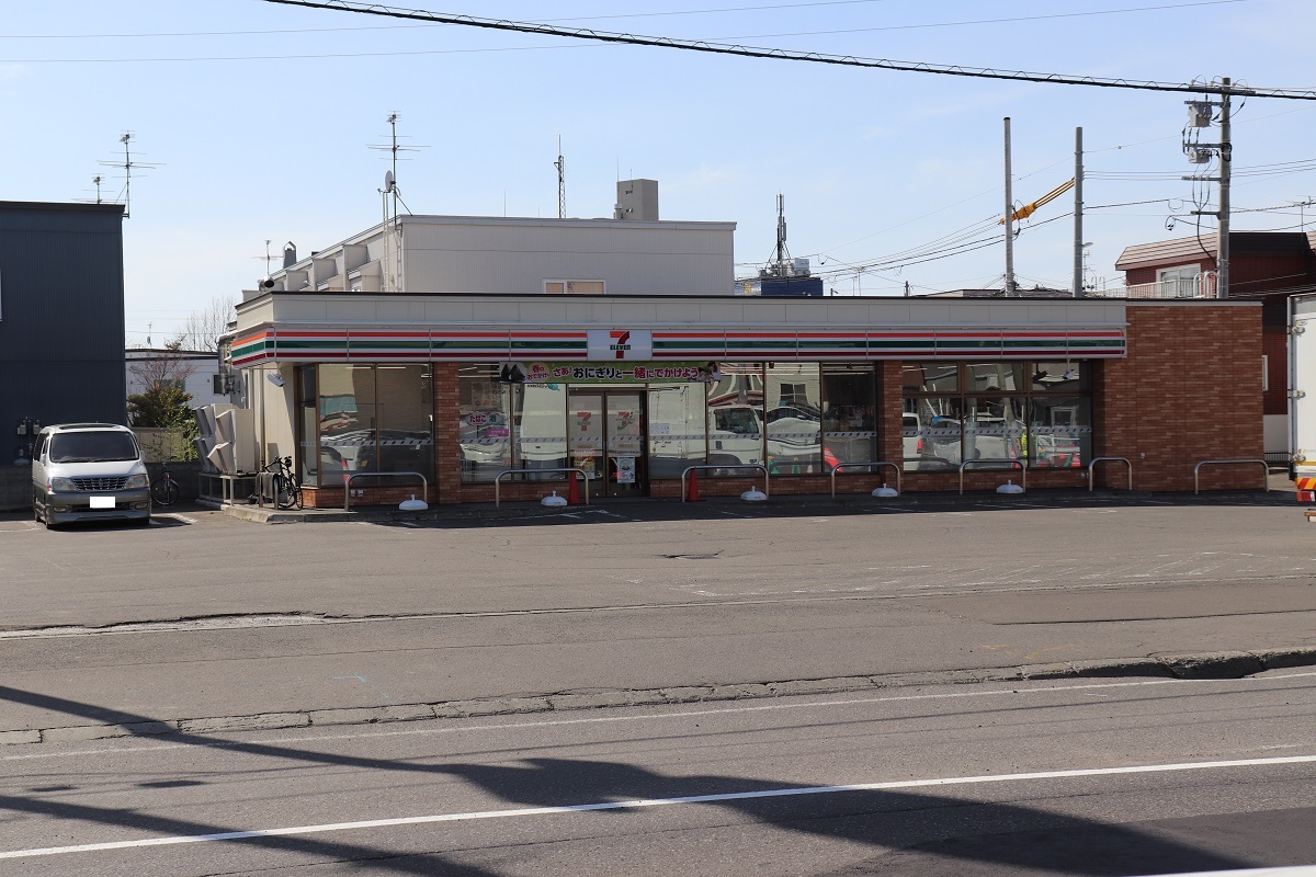 セブンイレブン札幌厚別西4条店