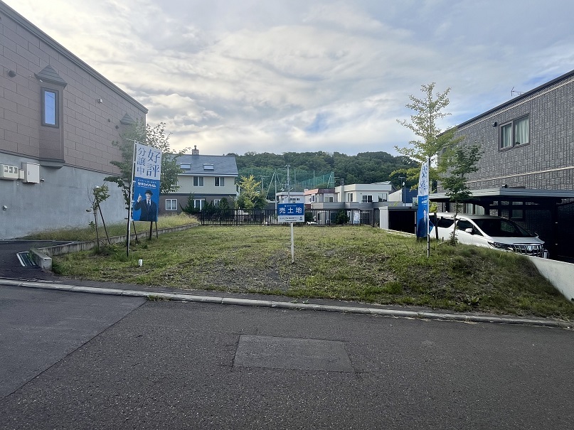 165.30㎡（50.00坪）の南東入りのお土地です♪